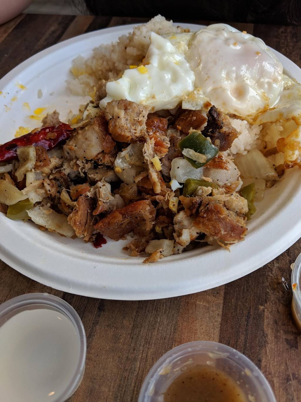 Lechon De Manila | restaurant | 14909 Vanowen St, Van Nuys, CA 91405, USA | 7479985688 OR +1 747-998-5688