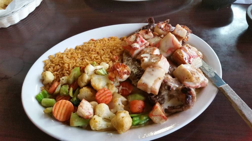 El Nopal Mexican Restaurant | restaurant | 2365 Landmark Way NE, Corydon, IN 47112, USA | 8127380300 OR +1 812-738-0300