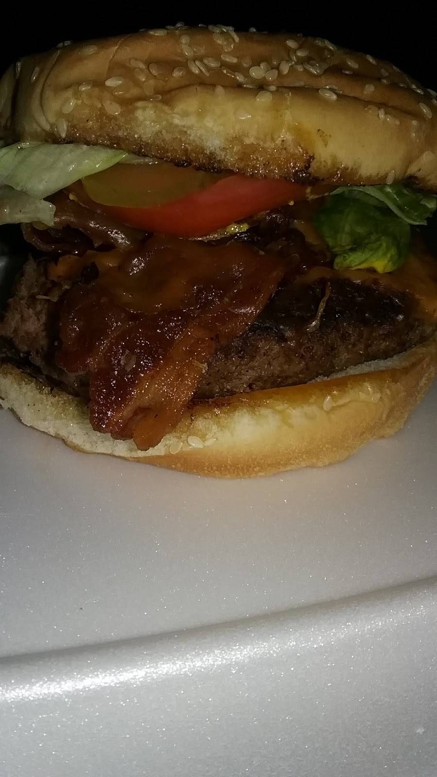 Out of Bounds | restaurant | 4445 Veterans Memorial Blvd, Metairie, LA 70006, USA | 5048897350 OR +1 504-889-7350