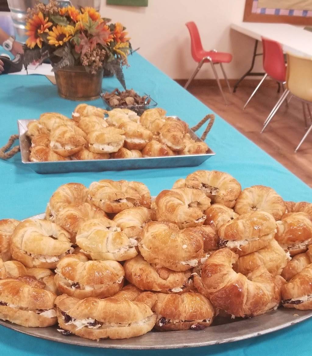 The Core Coffee House | cafe | 13971 TX-16, Medina, TX 78055, USA | 8305893589 OR +1 830-589-3589