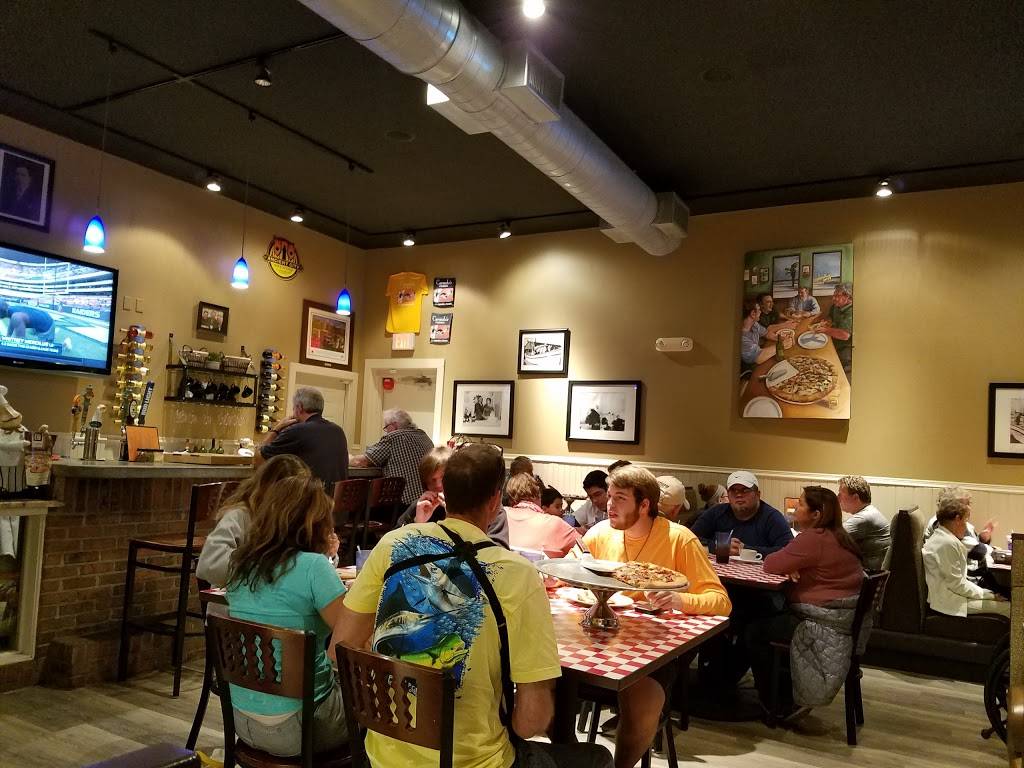 Carmelos Pizzeria | restaurant | 146 W King St, St. Augustine, FL 32084, USA | 9044946658 OR +1 904-494-6658