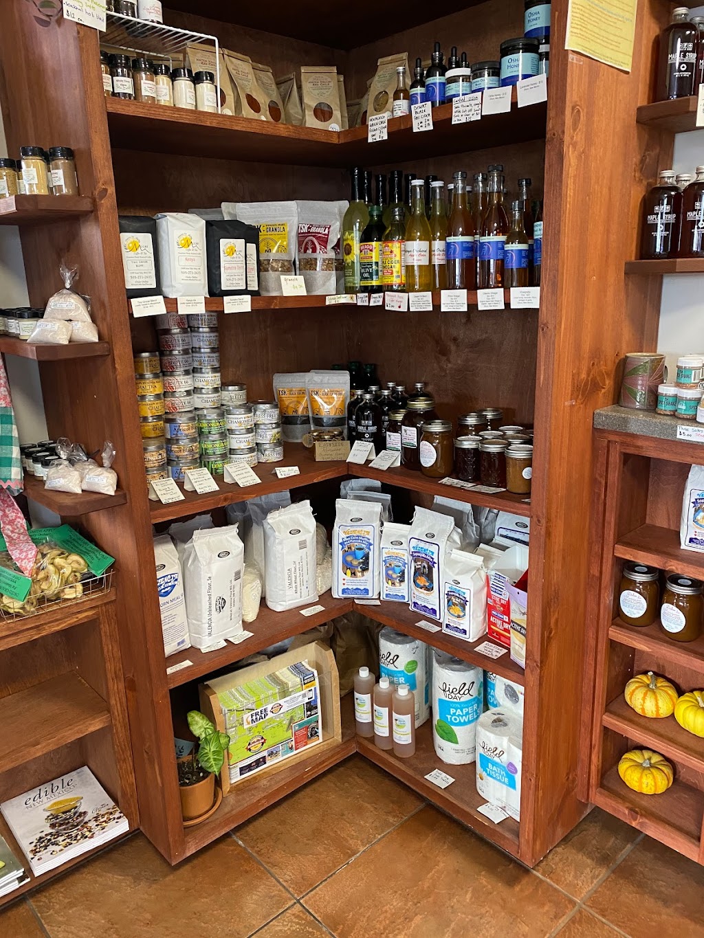 Tiny Grocer ABQ | cafe | 1919 Old Town Rd NW #6, Albuquerque, NM 87104, USA | 5057051601 OR +1 505-705-1601