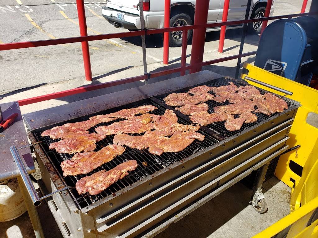 Lake Mathews Market | restaurant | 17679 Cajalco Rd, Perris, CA 92570, USA | 9517802899 OR +1 951-780-2899