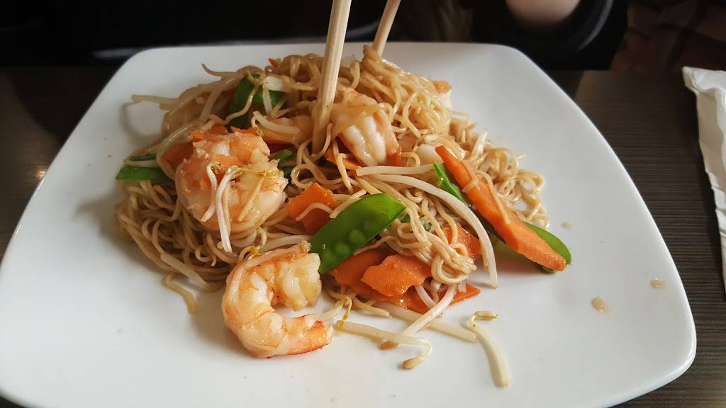 Viet Orleans Bistro | restaurant | 300 Baronne St, New Orleans, LA 70112, USA | 5043336917 OR +1 504-333-6917