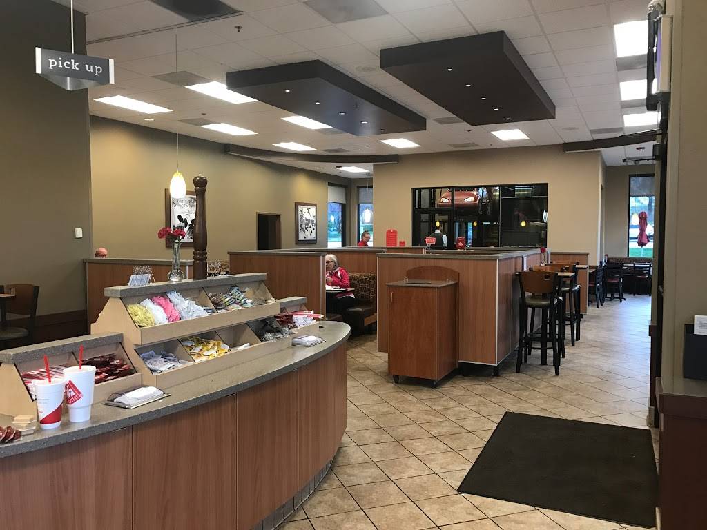 Chick-fil-A | restaurant | Crossing Center, 6039 Metcalf Ave, Mission, KS 66202, USA | 9134325300 OR +1 913-432-5300