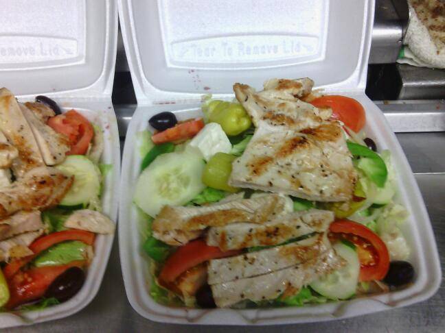 Donalds Famous Hotdogs | restaurant | 9833 Roosevelt Rd, Westchester, IL 60154, USA | 7083442522 OR +1 708-344-2522