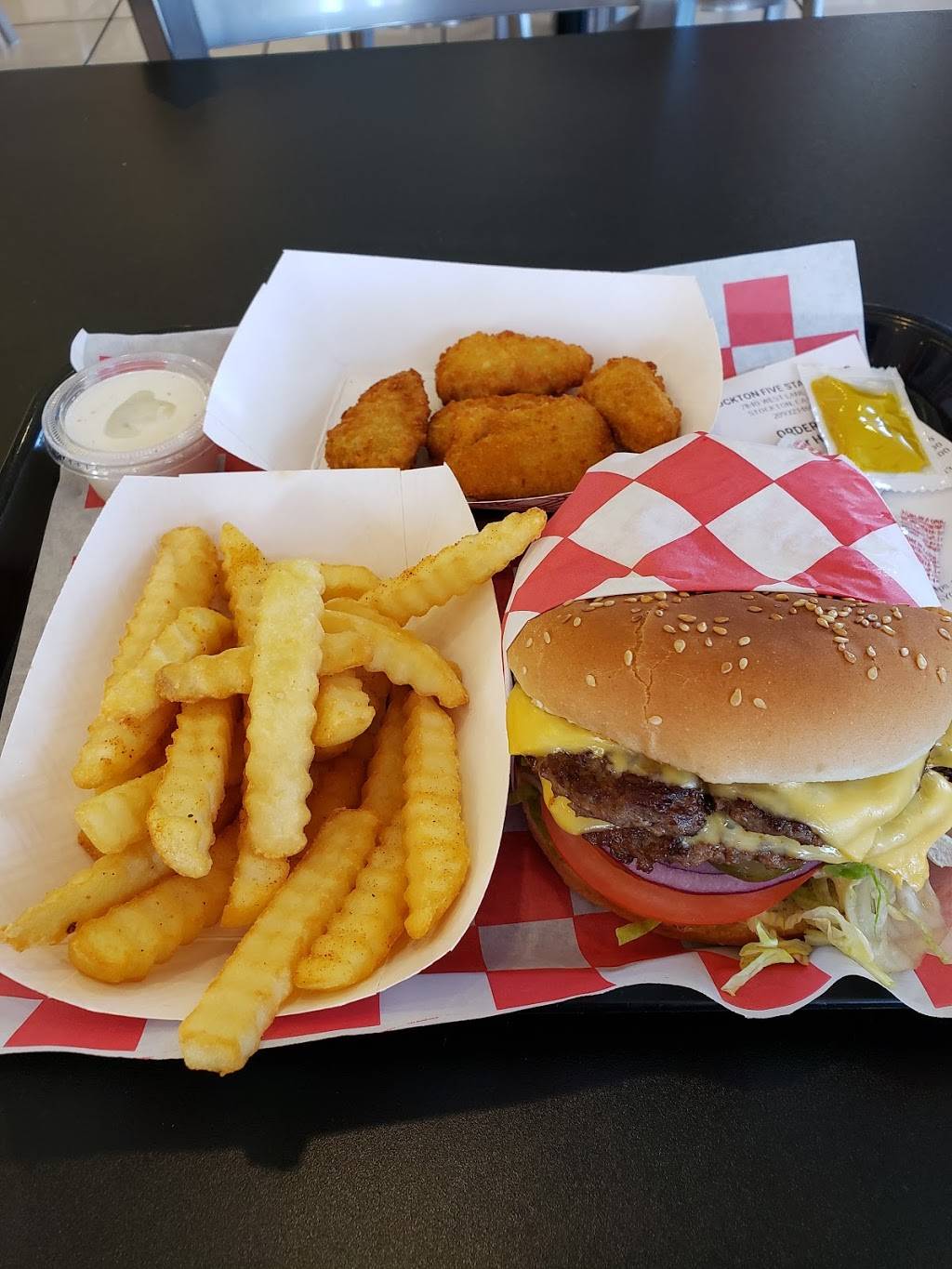 Five Star Burger Stockton | restaurant | 7840 West Ln d1, Stockton, CA 95210, USA | 2093234698 OR +1 209-323-4698