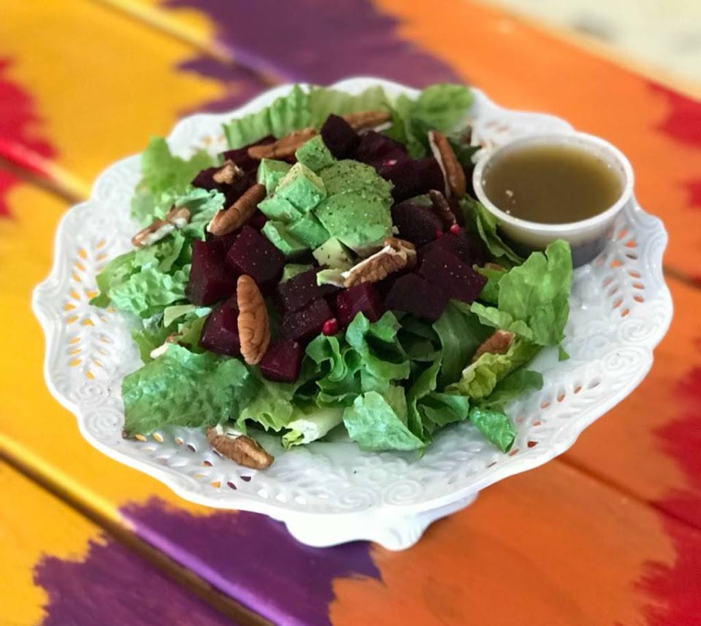 Jacq n Dianes Juice Box | restaurant | 3034 Grange Hall Rd, Holly, MI 48442, USA | 2483698034 OR +1 248-369-8034