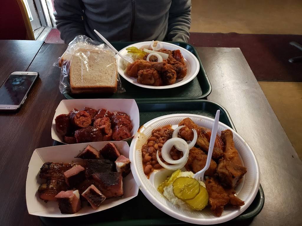 Jones Sausage & BBQ House | restaurant | 3139, 2827 Martin Luther King Dr, San Antonio, TX 78220, USA | 2102246999 OR +1 210-224-6999
