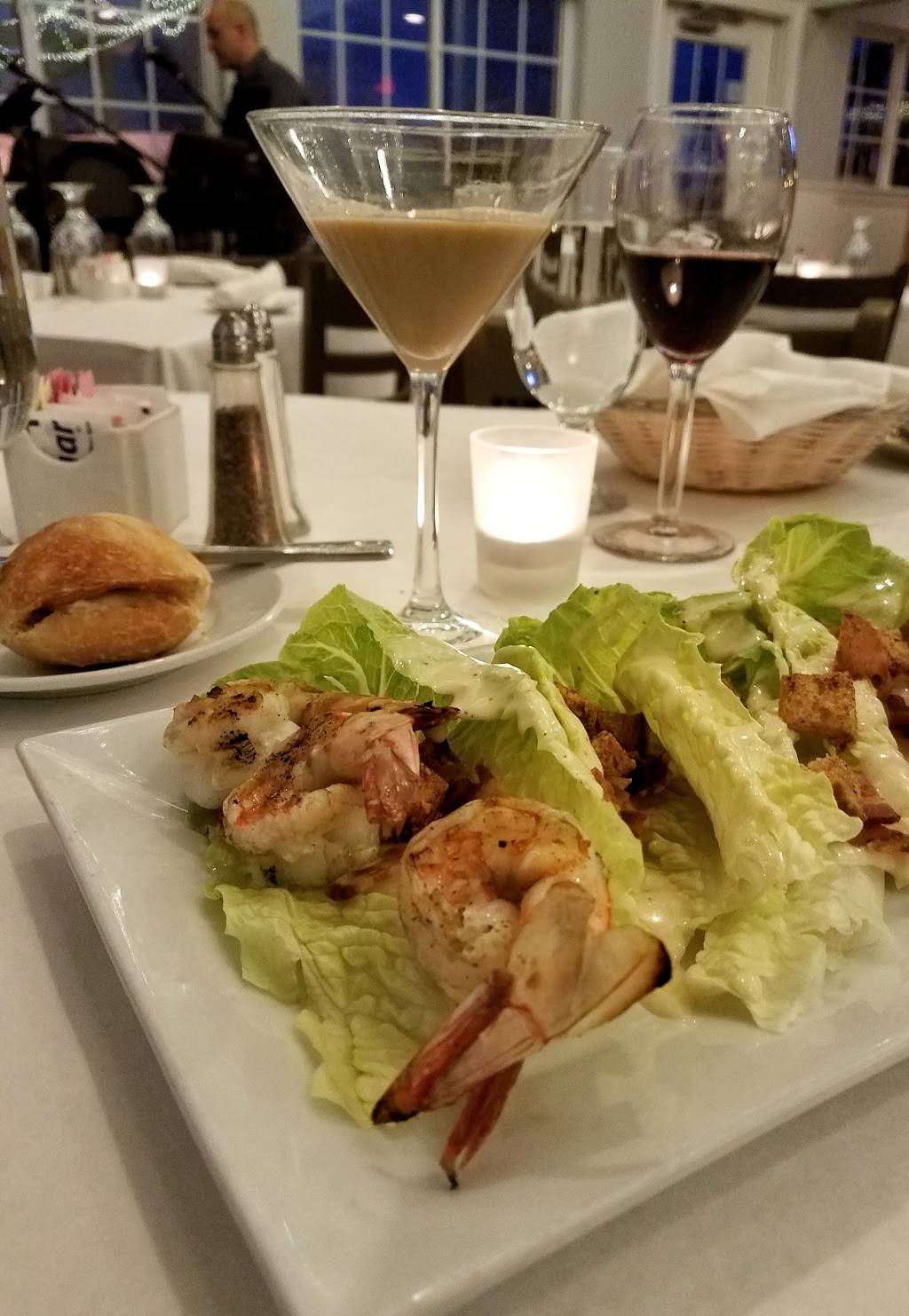 Outriggers | restaurant | 555 Broad St, Stratford, CT 06615, USA | 2033778815 OR +1 203-377-8815