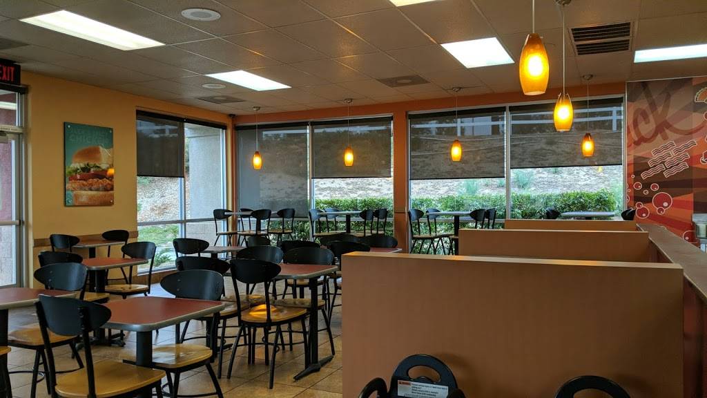 Jack in the Box | restaurant | 28083 Newhall Ranch Rd, Valencia, CA 91355, USA | 6612579267 OR +1 661-257-9267