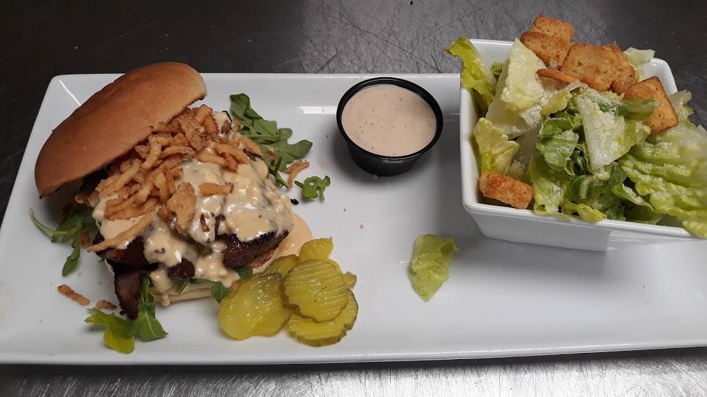 PGA Tour Grill Columbus International Airport | restaurant | International Airport Terminal, Exhibit Hall, Columbus, OH 43215, USA | 6142394000 OR +1 614-239-4000