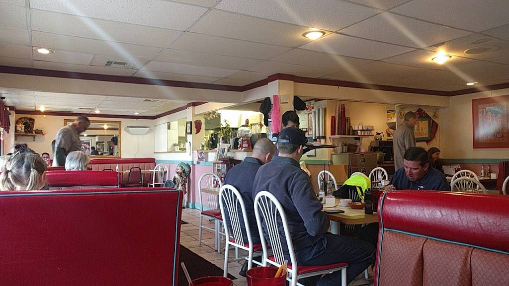 Totos Restaurant | restaurant | 31927 Hilltop Blvd, Running Springs, CA 92382, USA | 9098672469 OR +1 909-867-2469