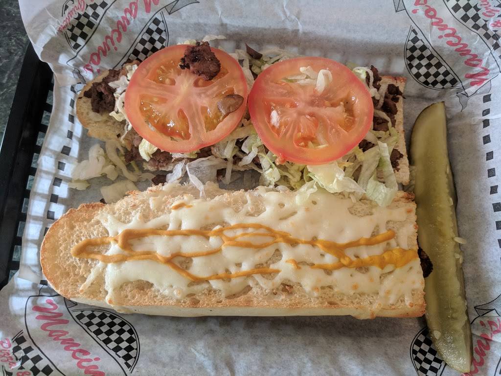 Mancinos of Connersville | restaurant | 303 W 30th St, Connersville, IN 47331, USA | 7658276155 OR +1 765-827-6155