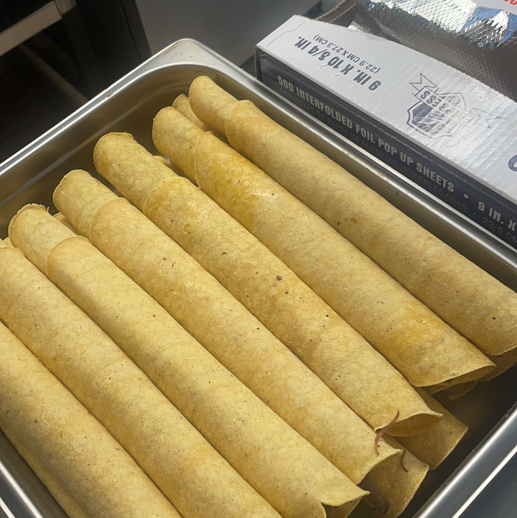 Chilanguitas | restaurant | 6320 Airline Dr, Houston, TX 77076, USA | 8324898769 OR +1 832-489-8769