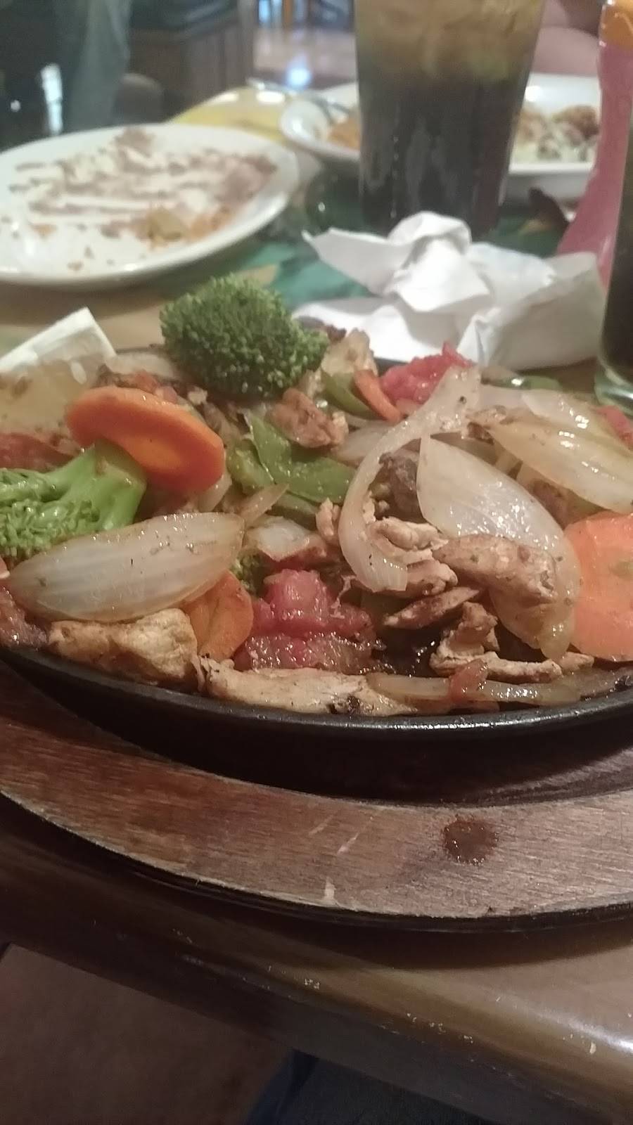 El Mezcal Mexican Restaurant | meal takeaway | 11110 Kingston Pike #127, Knoxville, TN 37934, USA | 8659666972 OR +1 865-966-6972