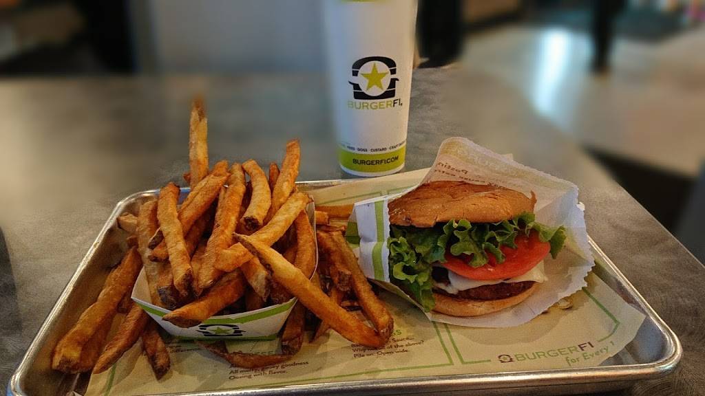 BurgerFi | restaurant | 360 W Plant St #101, Winter Garden, FL 34787, USA | 4075543210 OR +1 407-554-3210
