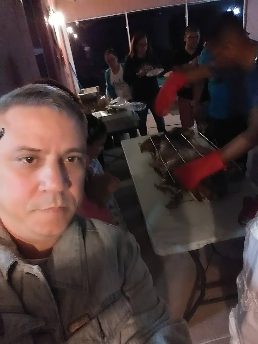 Als Finger Licking Good BBQ | restaurant | 105 W Wheeler Rd, Seffner, FL 33584, USA | 8136618357 OR +1 813-661-8357