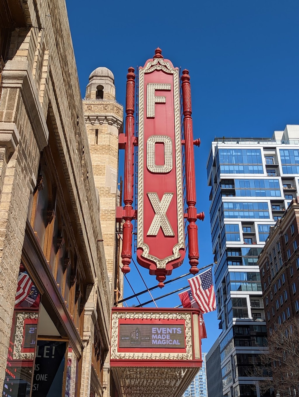 Publik Draft House | restaurant | 654 Peachtree St NE, Atlanta, GA 30308, USA | 4048857505 OR +1 404-885-7505