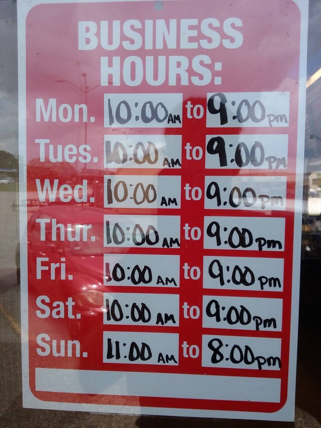 Sams Southern Eatery | restaurant | 2303 US-79, Henderson, TX 75654, USA | 9037222372 OR +1 903-722-2372