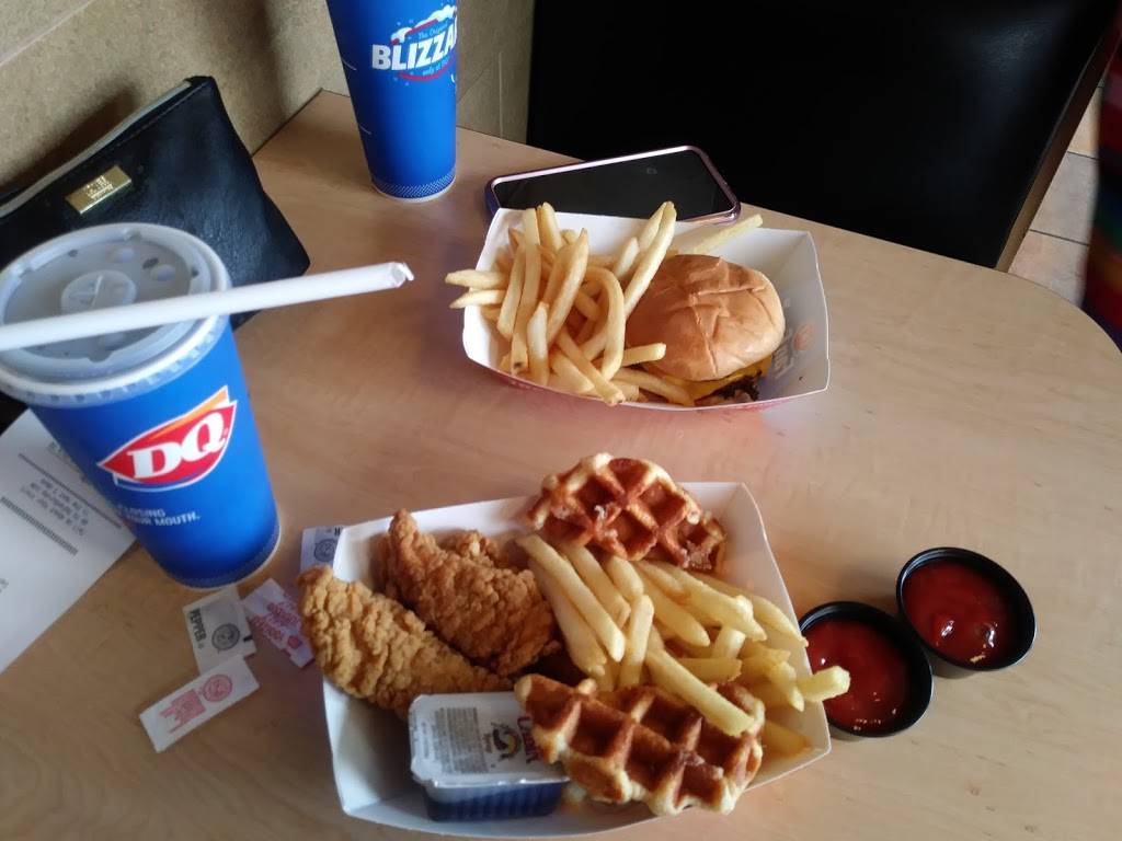 Dairy Queen Grill & Chill | restaurant | 4231 W Dunlap Ave, Phoenix, AZ 85051, USA | 6239399228 OR +1 623-939-9228