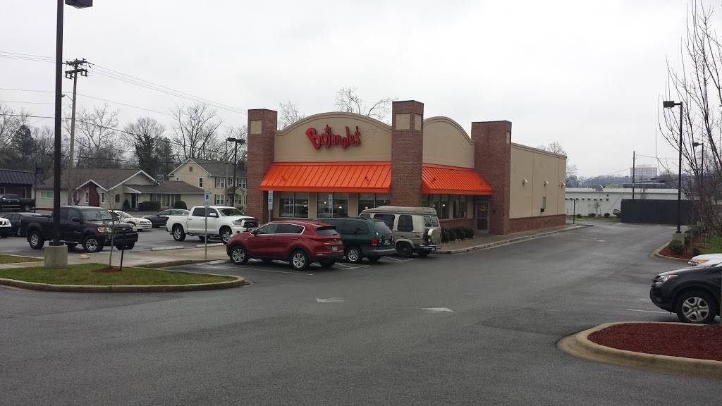 Bojangles Famous Chicken n Biscuits | restaurant | 3813 N Broadway, Knoxville, TN 37917, USA | 8653129571 OR +1 865-312-9571