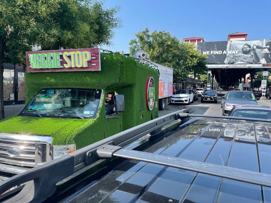 Veggie Stop | restaurant | 22-06 31st St, Queens, NY 11105, USA | 9295079511 OR +1 929-507-9511
