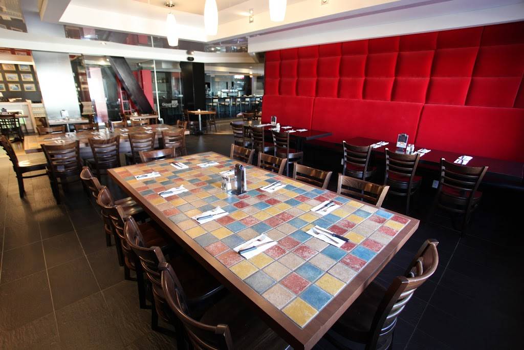 Restaurant Giovannina Lounge | restaurant | 151 Notre-Dame Sud, Sainte-Marie, QC G6E 4A1, Canada | 4183876345 OR +1 418-387-6345