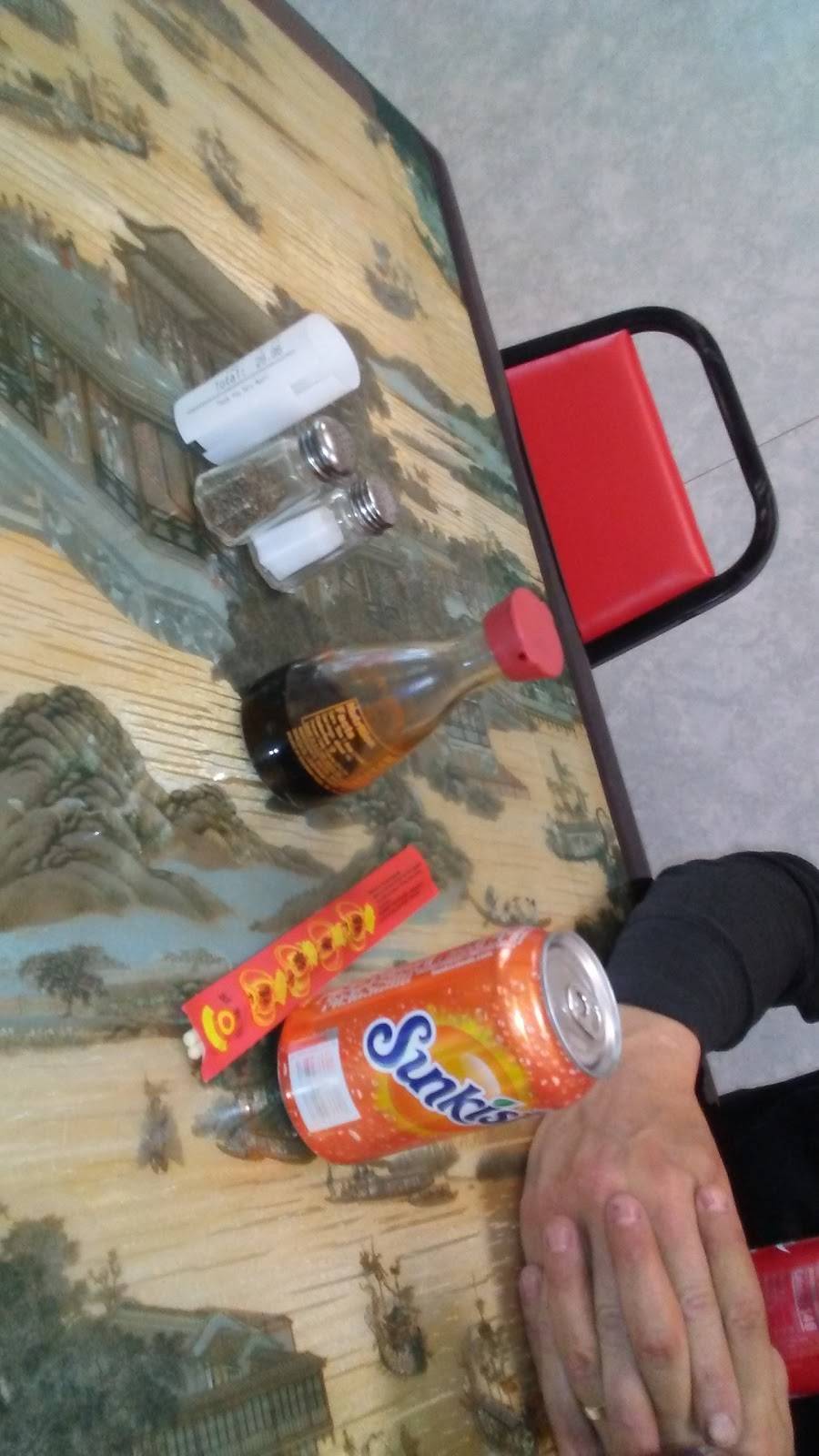 Happy Dragon | restaurant | 100 Old Farm Rd, Danville, IN 46122, USA | 3177452833 OR +1 317-745-2833