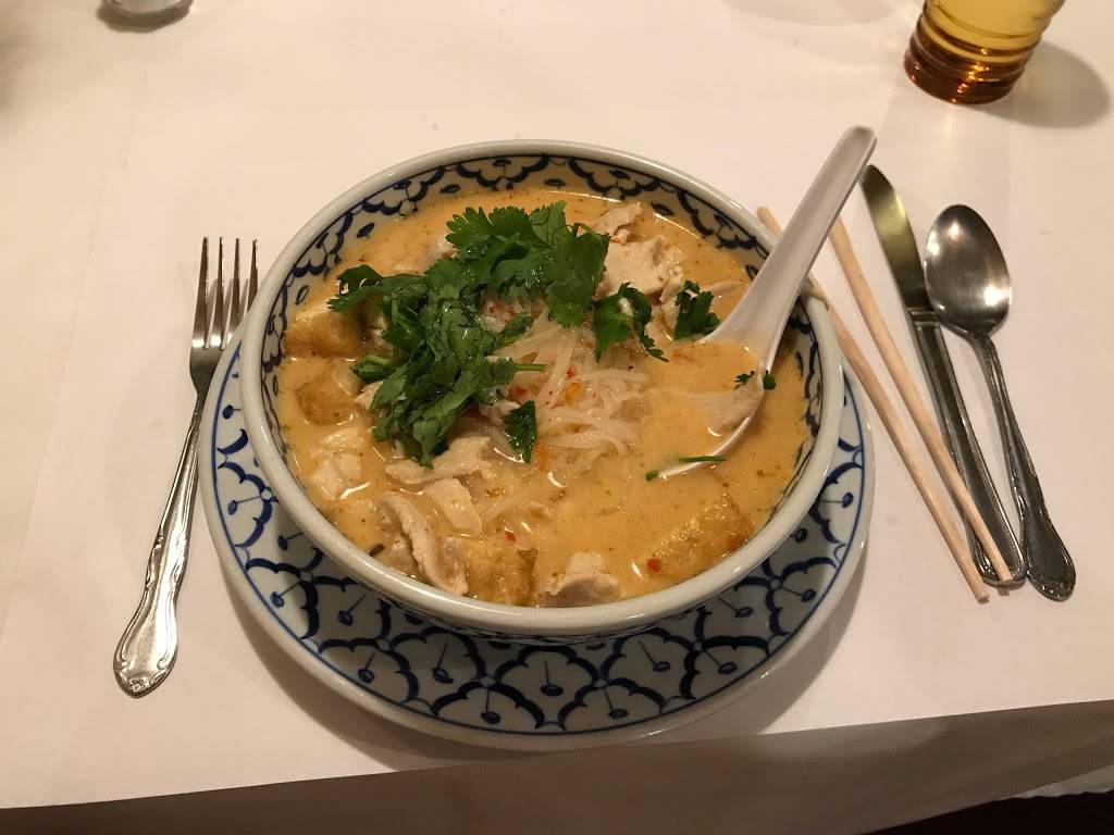 Tub-Tim Thai Restaurant | restaurant | 1562, 510 Tamalpais Dr # A, Corte Madera, CA 94925, USA | 4159241223 OR +1 415-924-1223