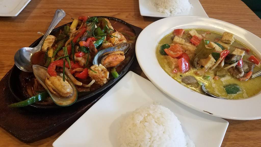 KhunNai Thai Cuisine | restaurant | 2523 Nicollet Ave, Minneapolis, MN 55404, USA | 6128747721 OR +1 612-874-7721