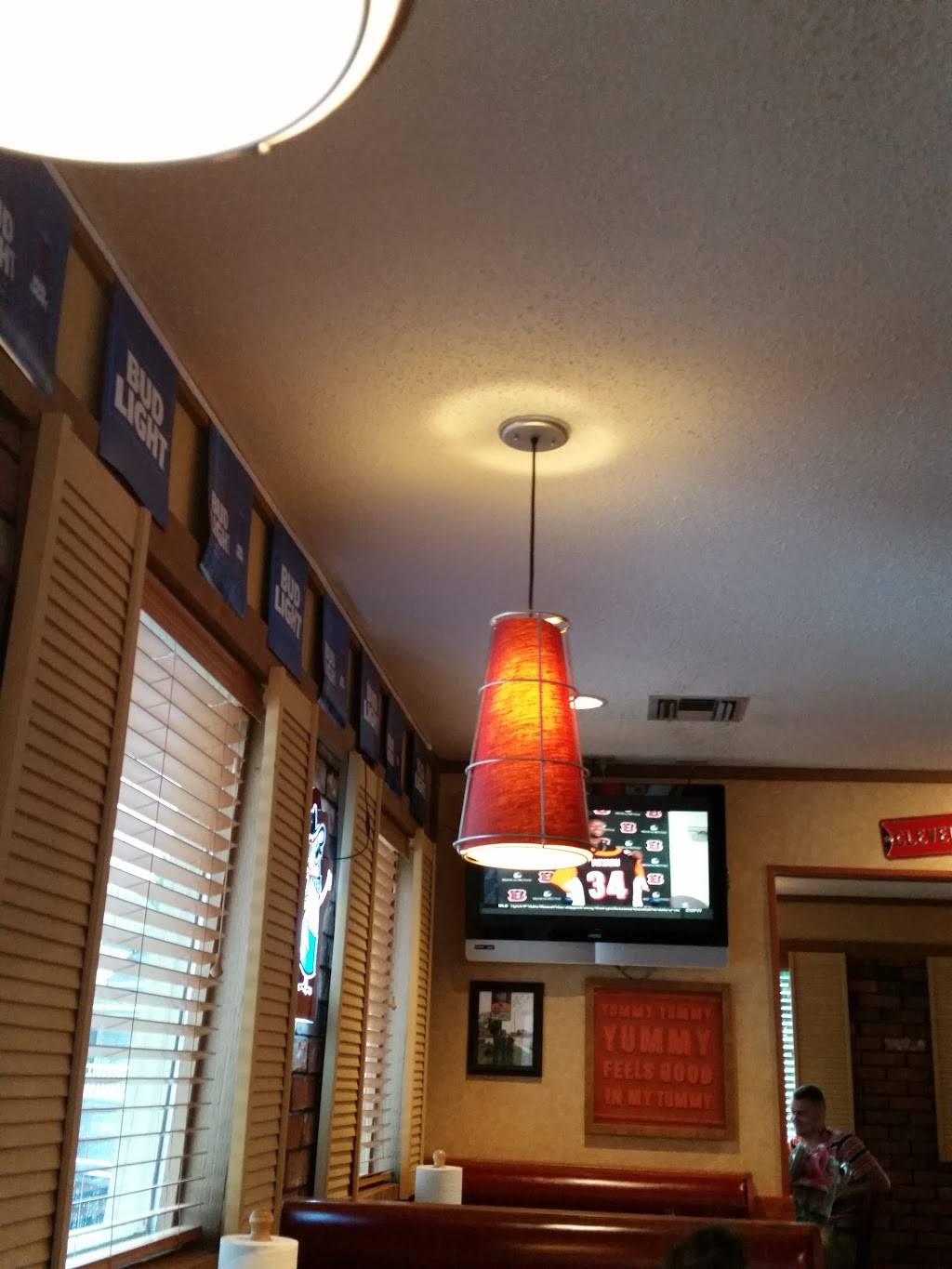 Pizza Hut | restaurant | 236 N Elm St, Ottawa, OH 45875, USA | 4195236604 OR +1 419-523-6604