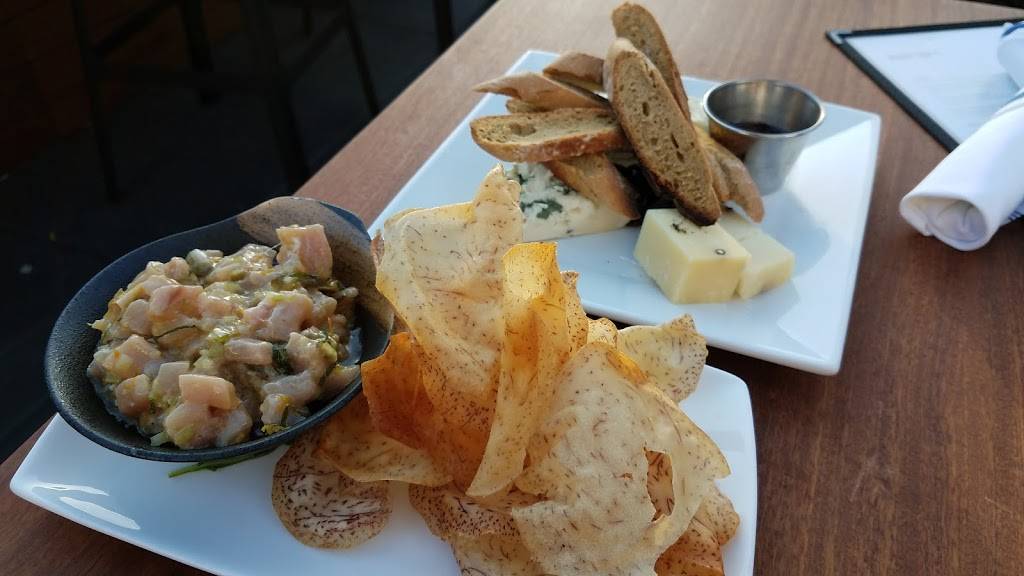 Rooftop 25 | restaurant | 25 Lusk St, San Francisco, CA 94107, USA | 4154955875 OR +1 415-495-5875