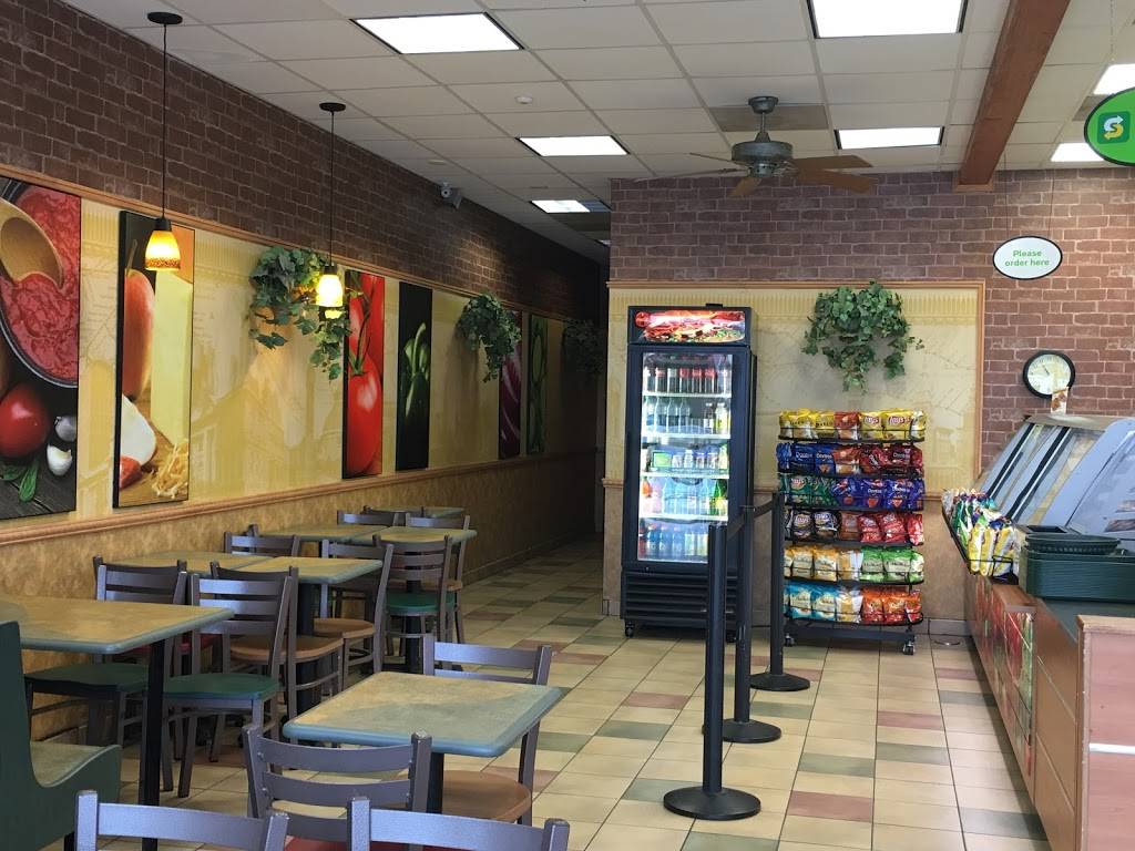 Subway | restaurant | 2105 Pyramids Village Blvd #101, Greensboro, NC 27405, USA | 3363755566 OR +1 336-375-5566