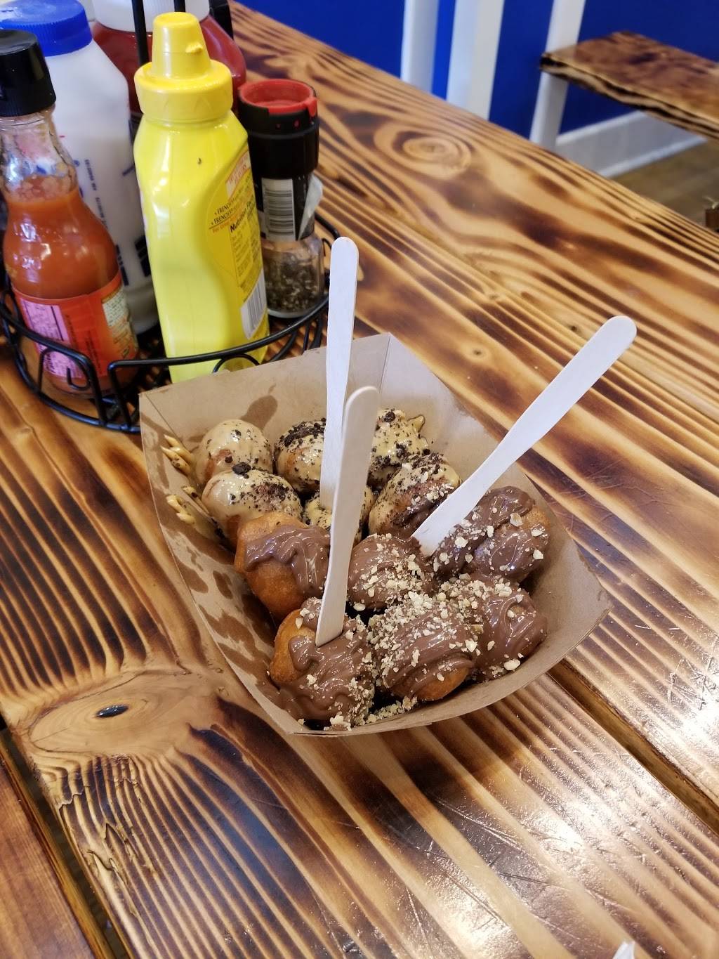 GYRΩ WΩRLD (Gyro World) | restaurant | 59 N Main St, Norwalk, CT 06854, USA | 2038380099 OR +1 203-838-0099