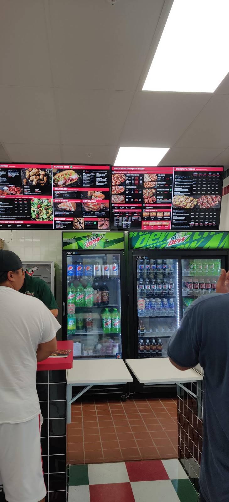 Jets Pizza | meal delivery | 2158 Rice St, Maplewood, MN 55113, USA | 6513005387 OR +1 651-300-5387