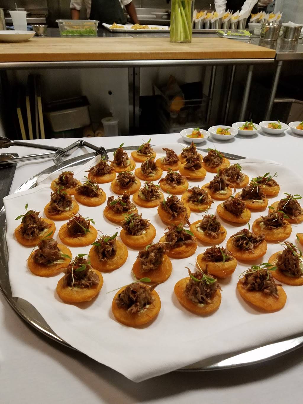 The Kitchen Restaurant | restaurant | 2225 Hurley Way, Sacramento, CA 95825, USA | 9165687171 OR +1 916-568-7171