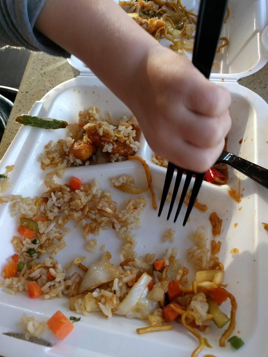 Panda Express | restaurant | 111 Spinder Dr, East Peoria, IL 61611, USA | 3096990698 OR +1 309-699-0698