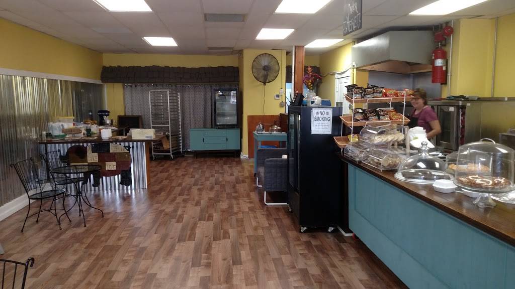 1572 Roadhouse Bar-B-Q | restaurant | 10612 East, OH-73, Waynesville, OH 45068, USA | 5138971572 OR +1 513-897-1572