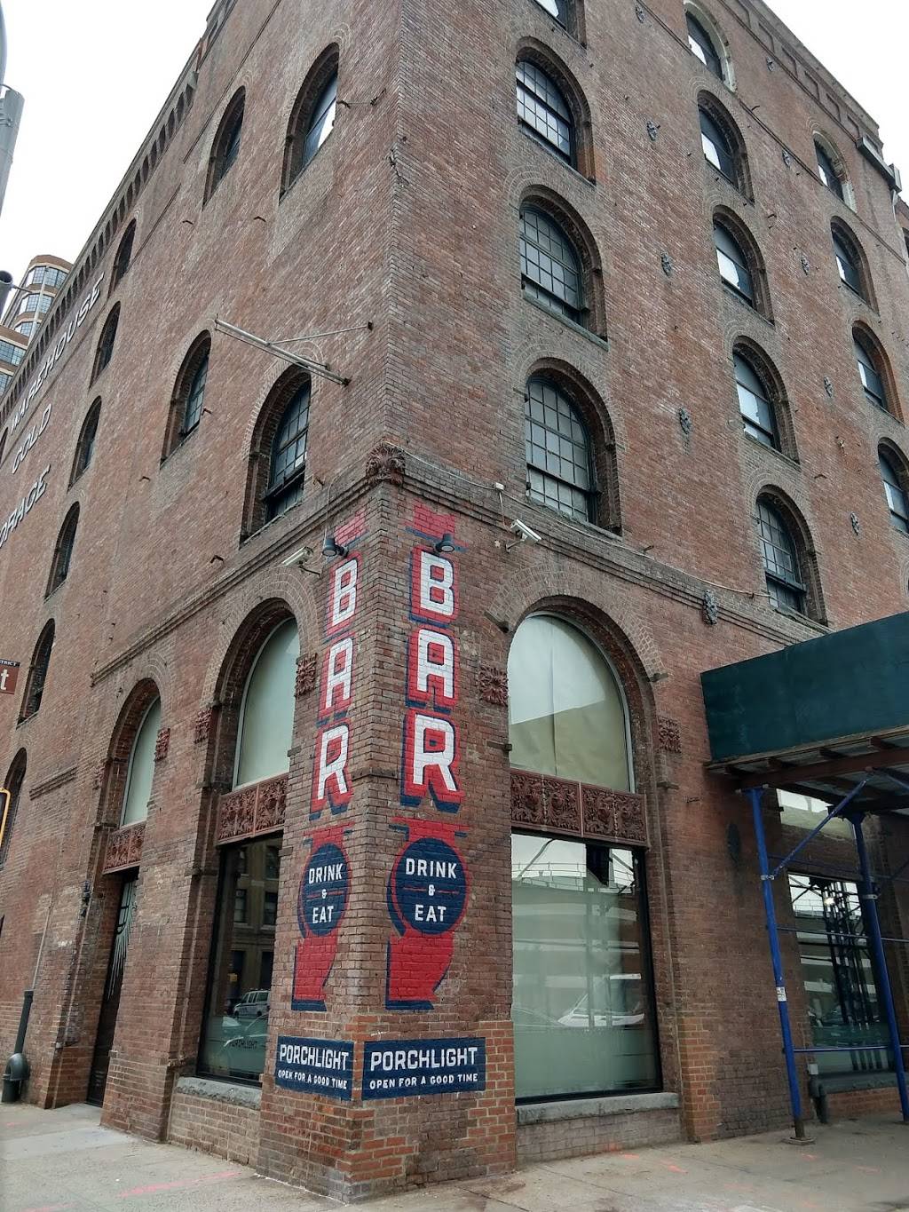 Porchlight | restaurant | 271 11th Ave, New York, NY 10001, USA | 2129816188 OR +1 212-981-6188