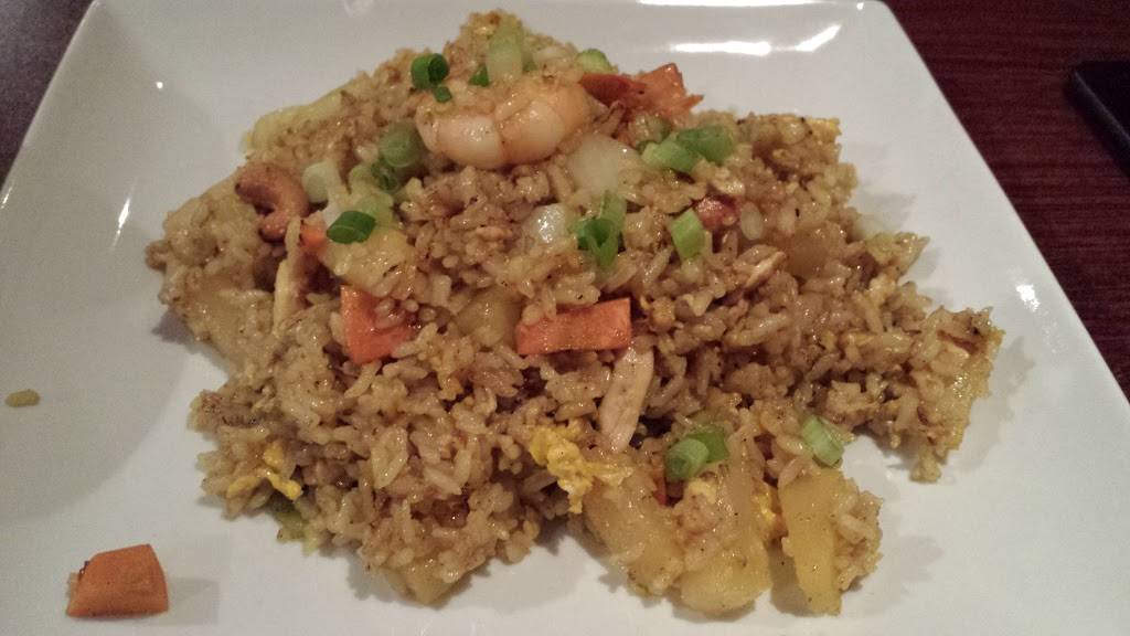 Ruang Tong Thai Cuisine | restaurant | 6790 Forest Hill Ave, Richmond, VA 23225, USA | 8046128616 OR +1 804-612-8616