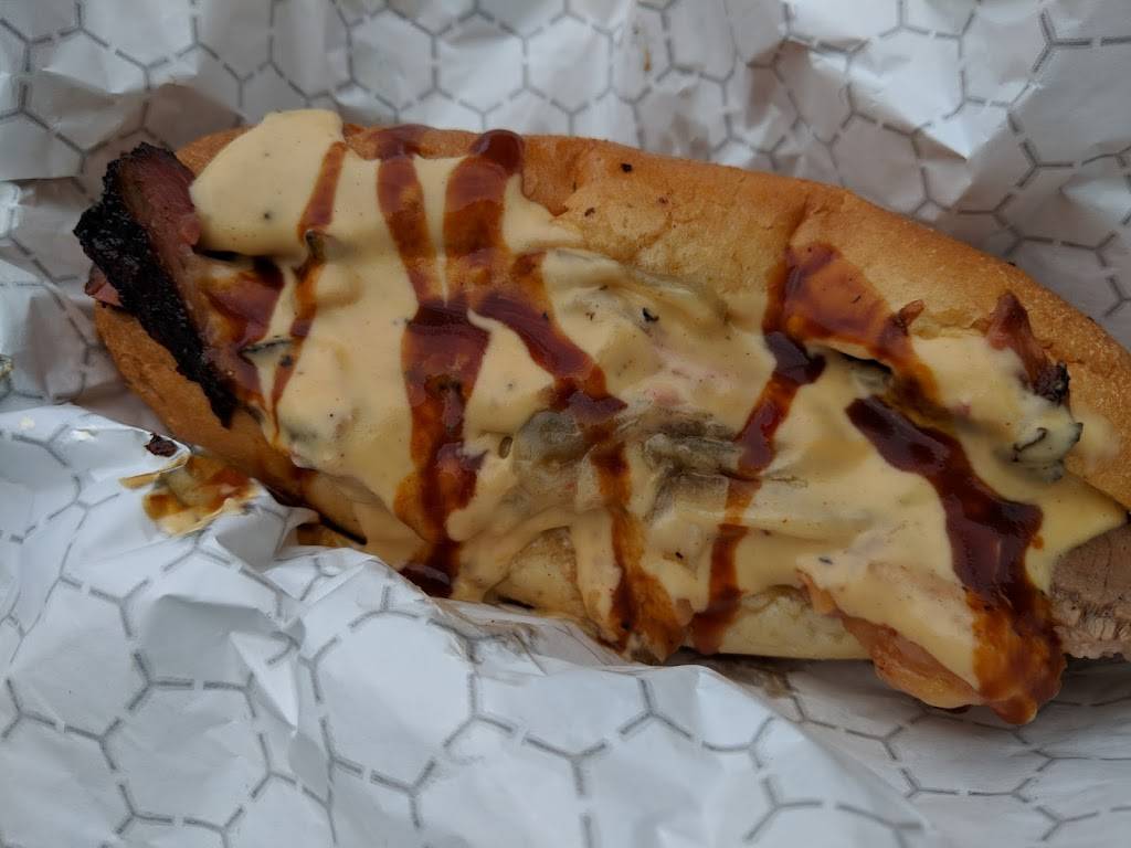 Dekes Carry Out & Catering | restaurant | 4901 Ridge Ave, Philadelphia, PA 19128, USA | 2155887427 OR +1 215-588-7427