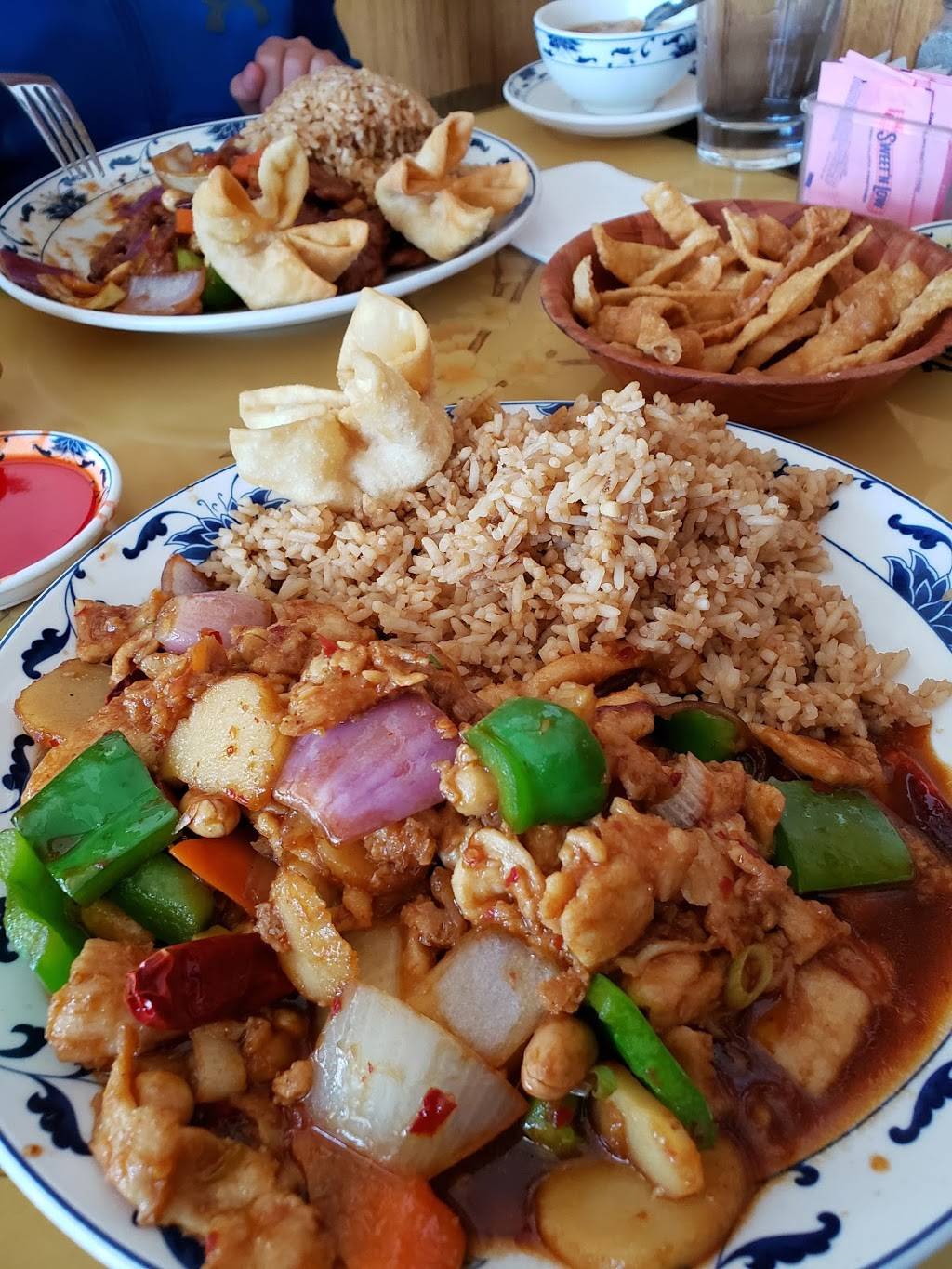 Heaven Dragon Chinese Restaurant | restaurant | 16255 W 64th Ave #14, Arvada, CO 80007, USA | 7208988996 OR +1 720-898-8996