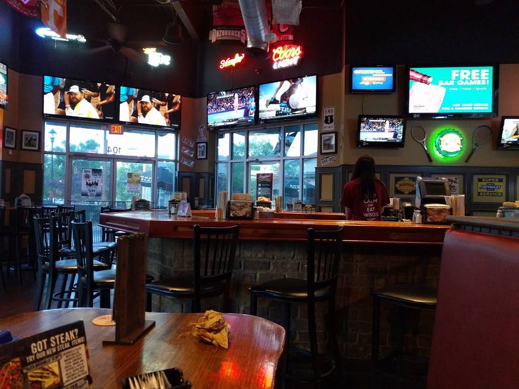 Buffalos | restaurant | 991 Peachtree Industrial Blvd, Suwanee, GA 30024, USA | 7709457100 OR +1 770-945-7100