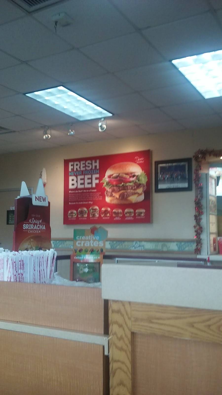 Wendys | restaurant | 606 East 10th St E, Palmetto, FL 34221, USA | 9417294664 OR +1 941-729-4664