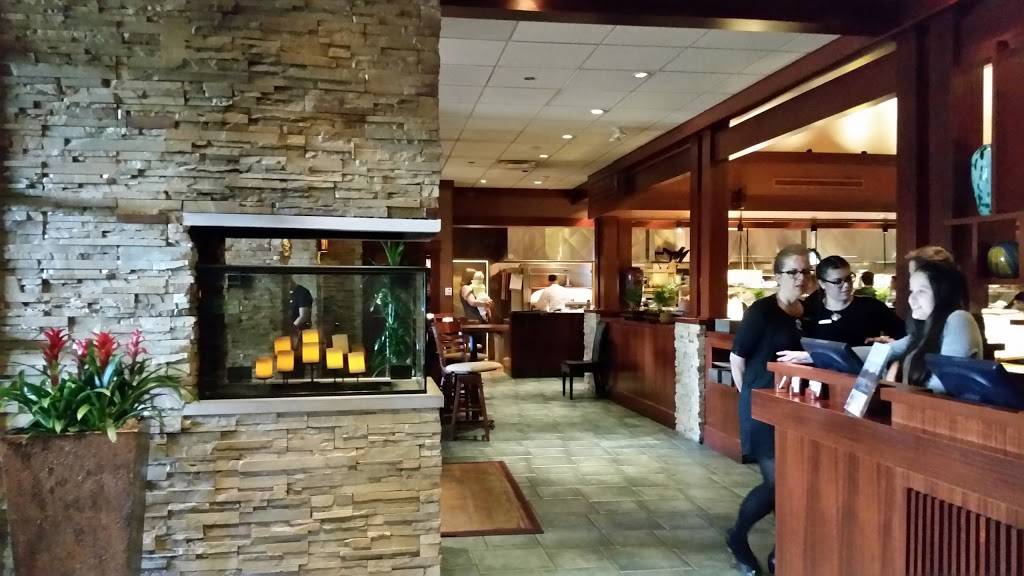 Seasons 52 | restaurant | 1770 E Higgins Rd, Schaumburg, IL 60173, USA | 8475175252 OR +1 847-517-5252