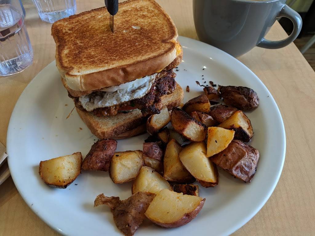 Sunnys | restaurant | 2339 W 44th Ave, Denver, CO 80211, USA | 3034770005 OR +1 303-477-0005