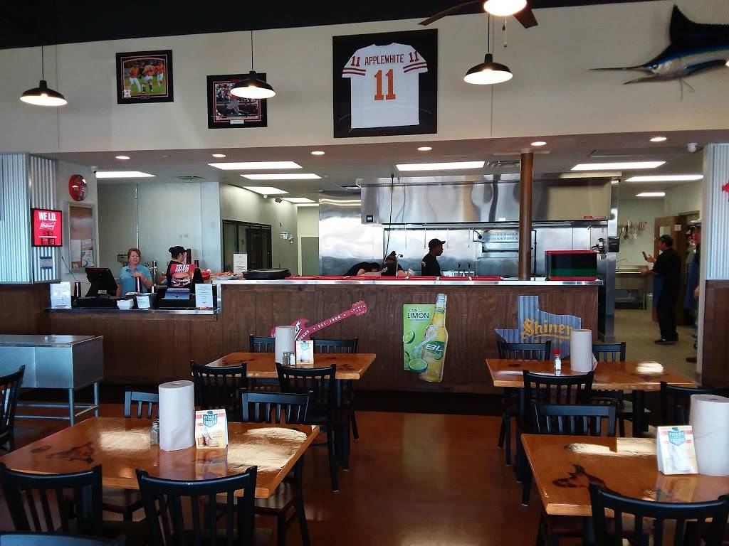 The Longhorn Cafe | restaurant | 12311 Nacogdoches Rd, San Antonio, TX 78217, USA | 2104675353 OR +1 210-467-5353