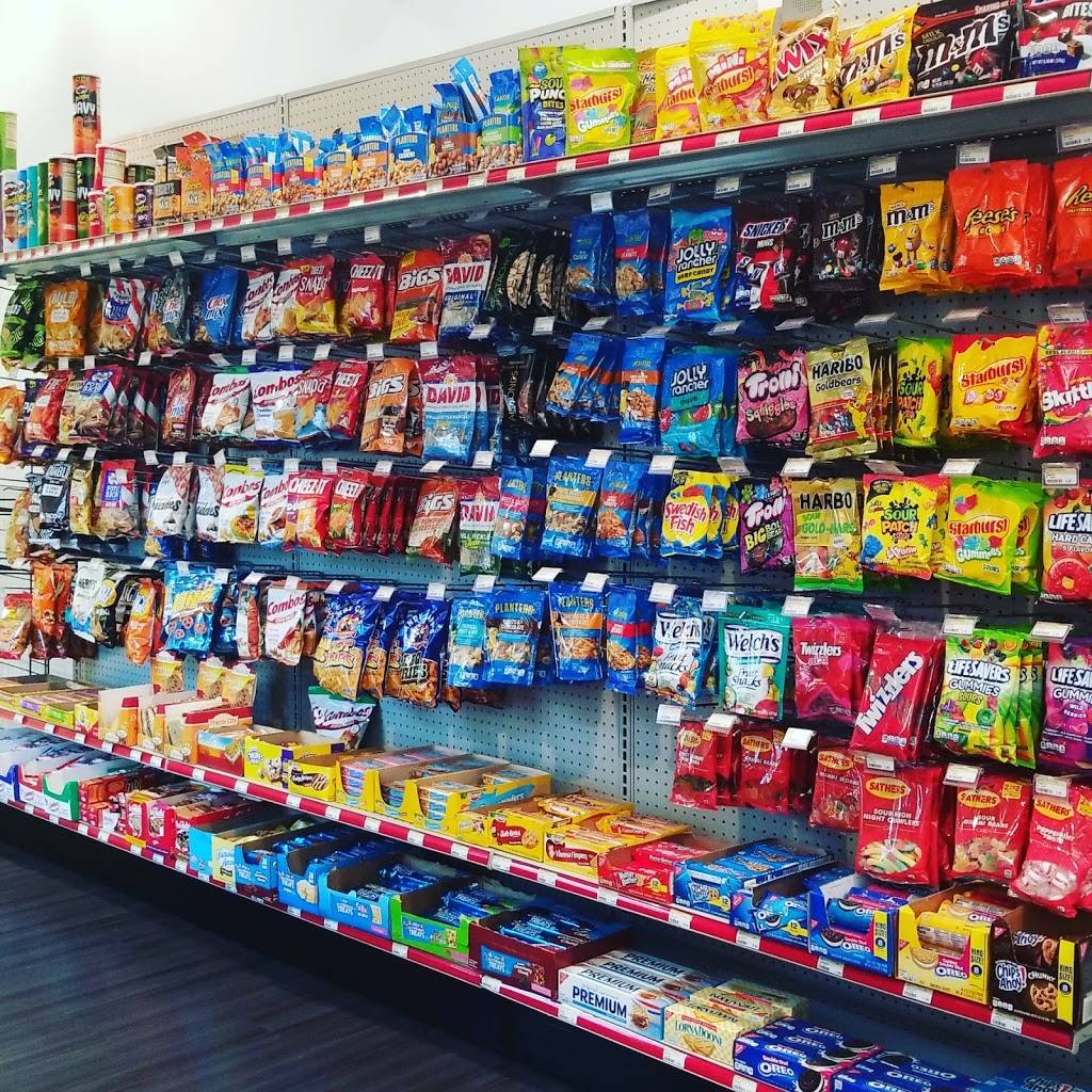 Downtown Snacks | meal takeaway | 615 Griswold St Suite 106, Detroit, MI 48226, USA | 3133500198 OR +1 313-350-0198