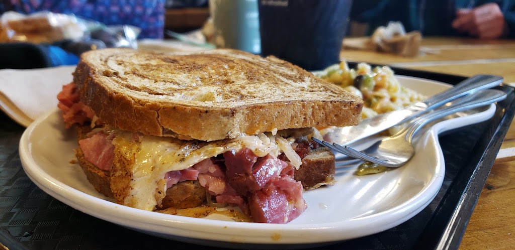 Four Points Lodge | restaurant | 2305 Mt Werner Cir, Steamboat Springs, CO 80487, USA | 9708715150 OR +1 970-871-5150